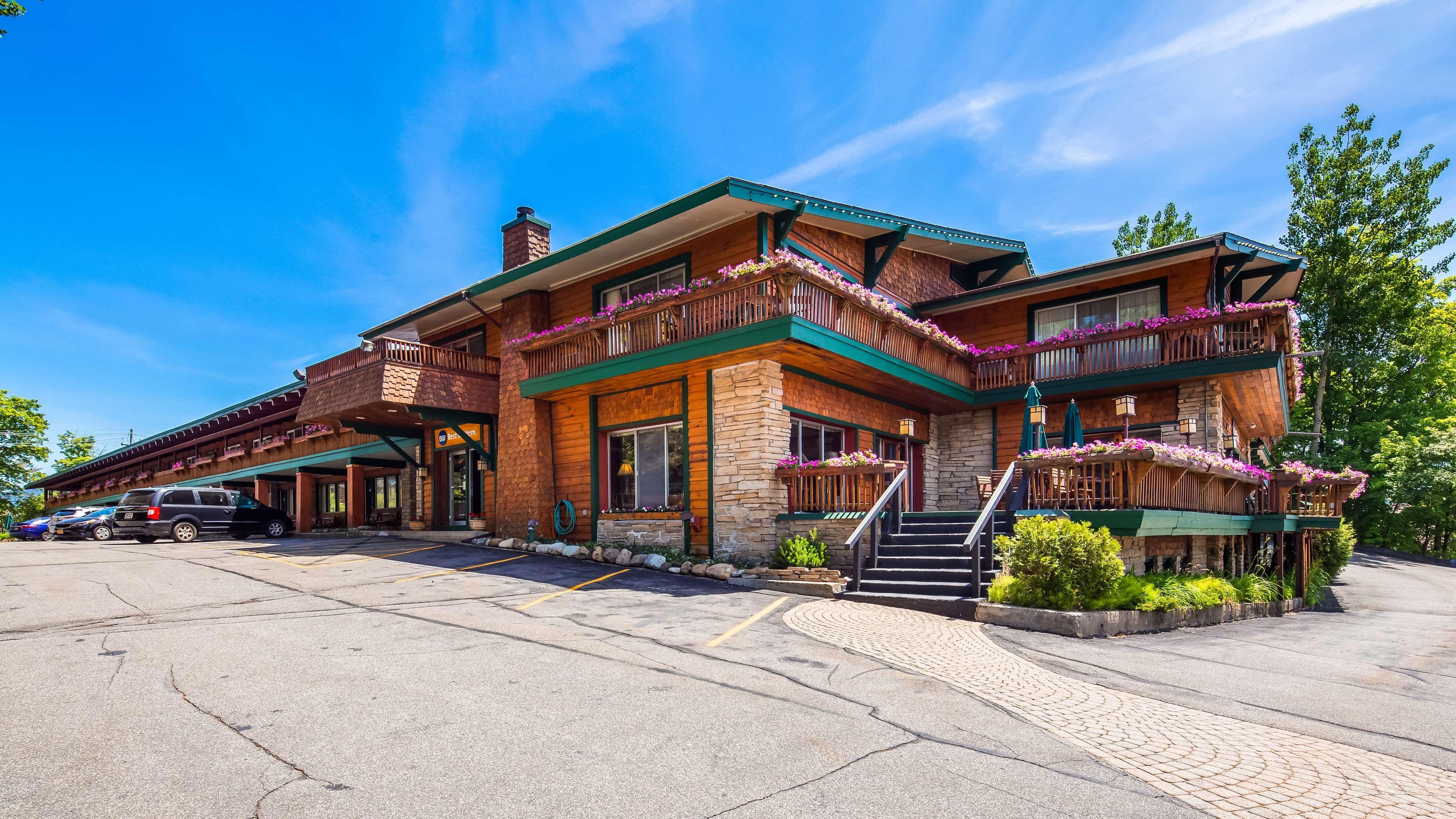 Best Western Adirondack Inn Лейк Плесид Екстериор снимка
