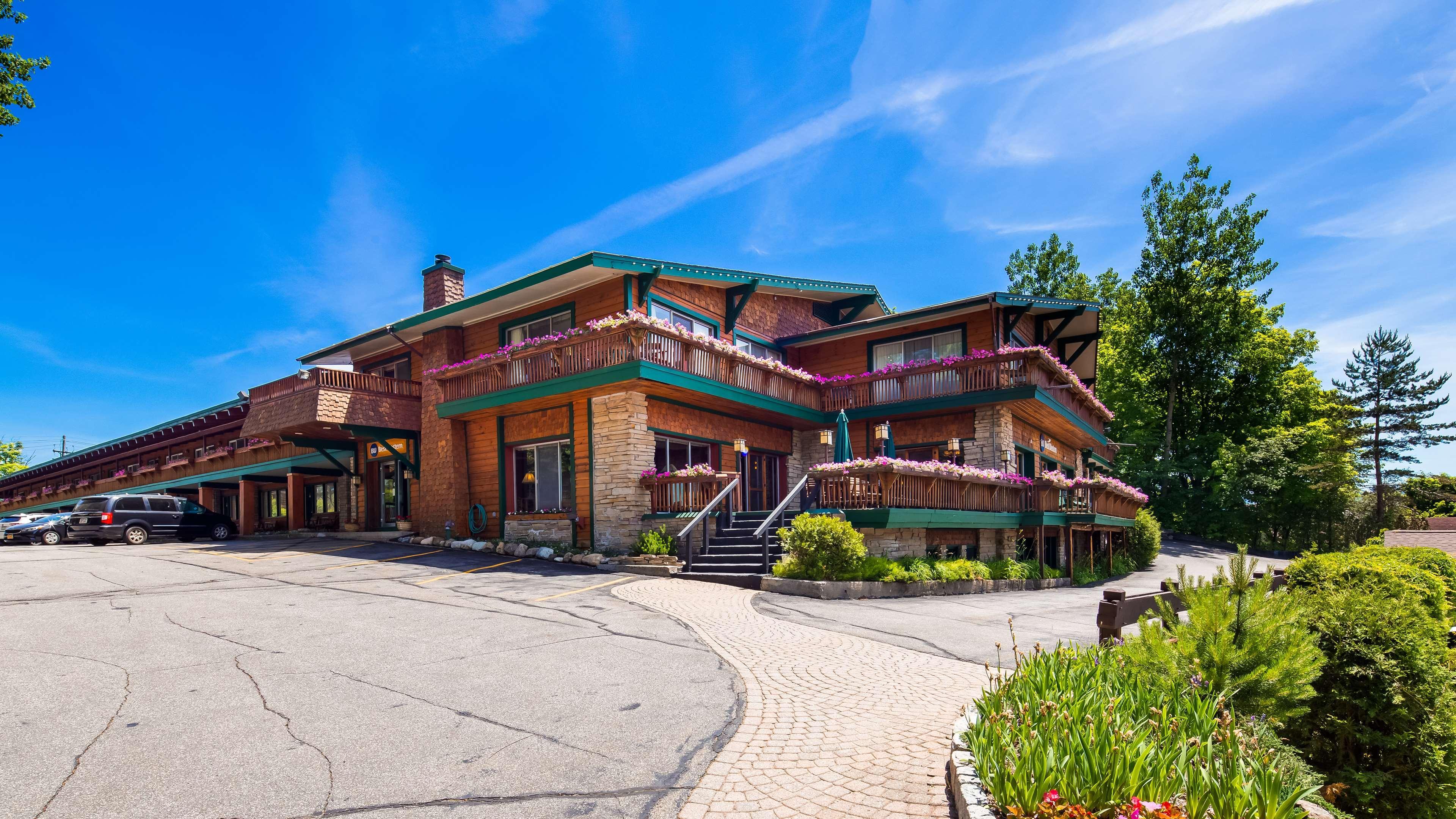 Best Western Adirondack Inn Лейк Плесид Екстериор снимка