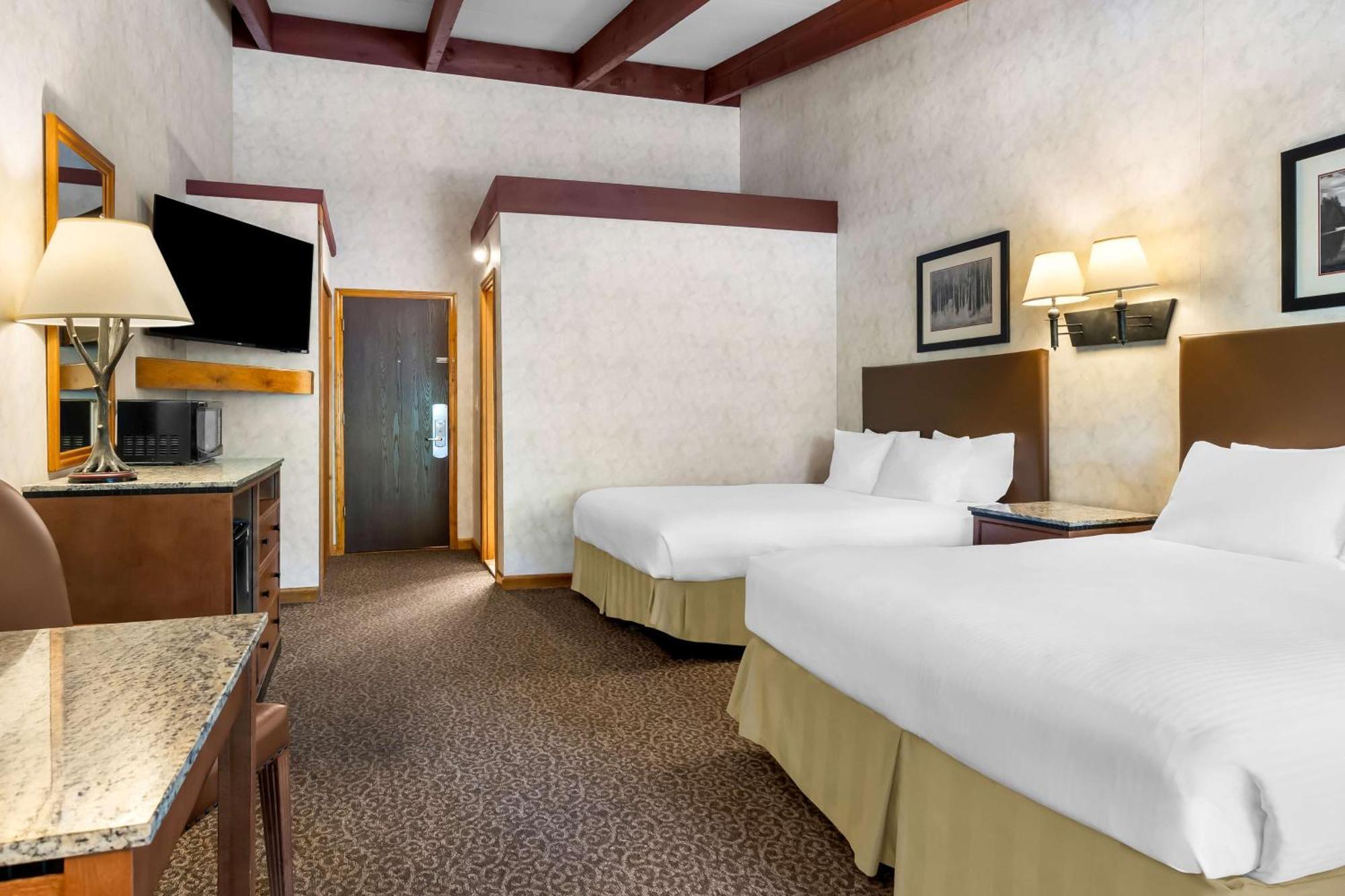 Best Western Adirondack Inn Лейк Плесид Екстериор снимка