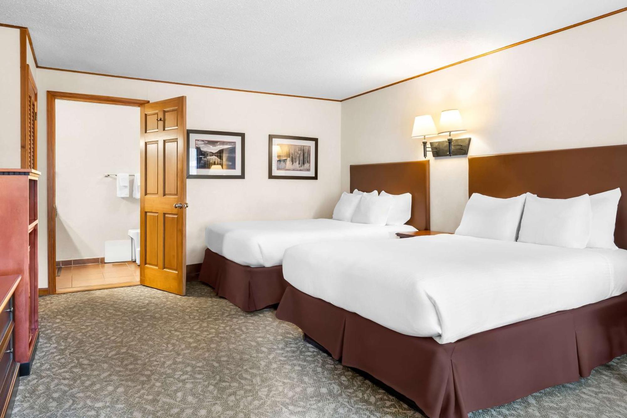Best Western Adirondack Inn Лейк Плесид Екстериор снимка