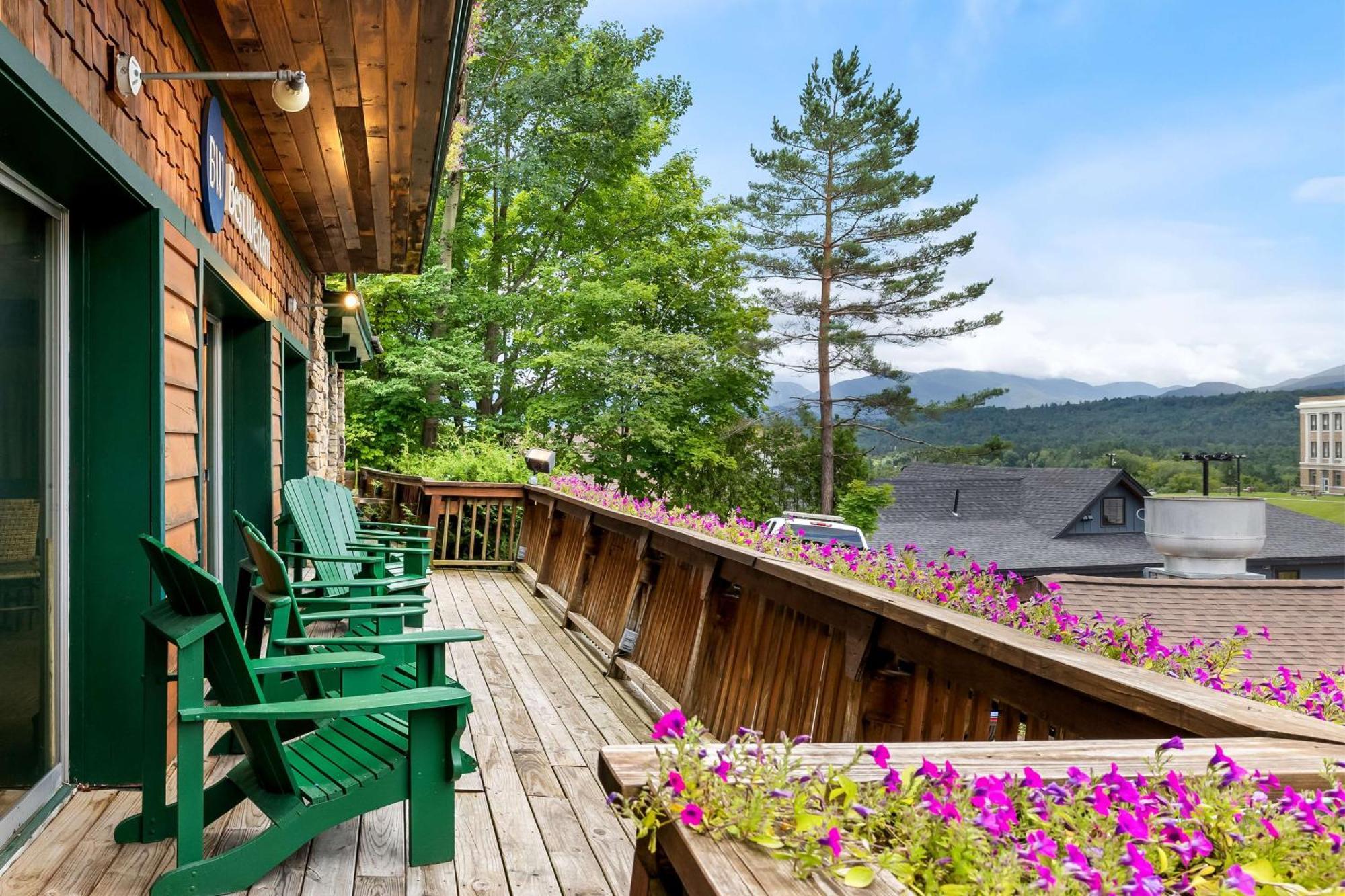 Best Western Adirondack Inn Лейк Плесид Екстериор снимка