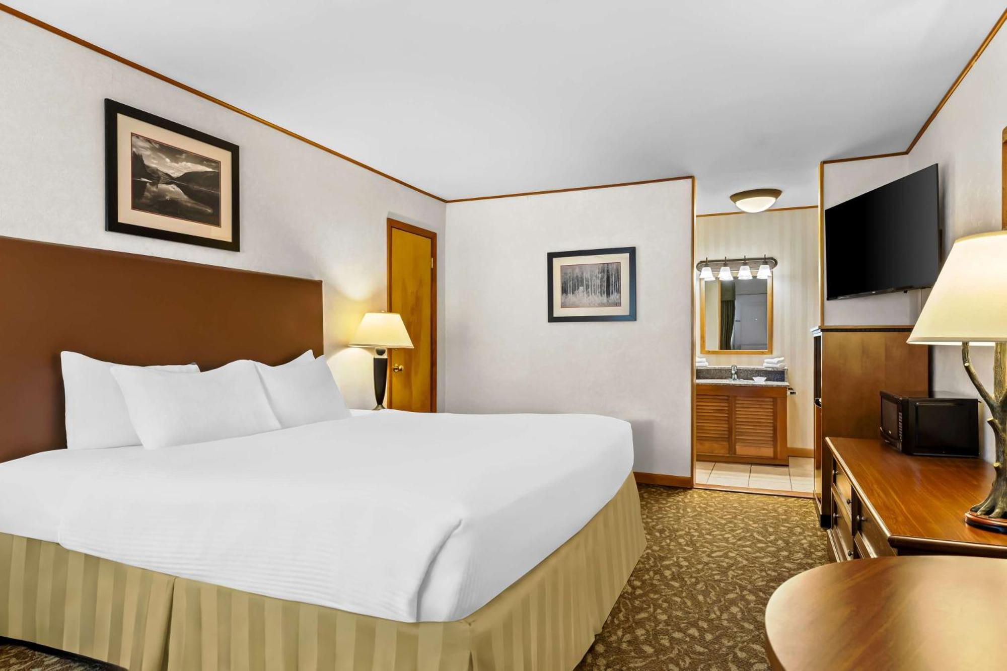 Best Western Adirondack Inn Лейк Плесид Екстериор снимка