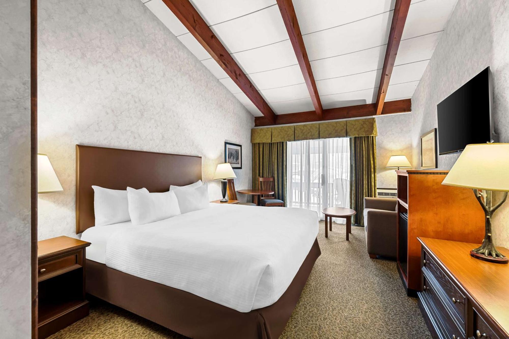 Best Western Adirondack Inn Лейк Плесид Екстериор снимка