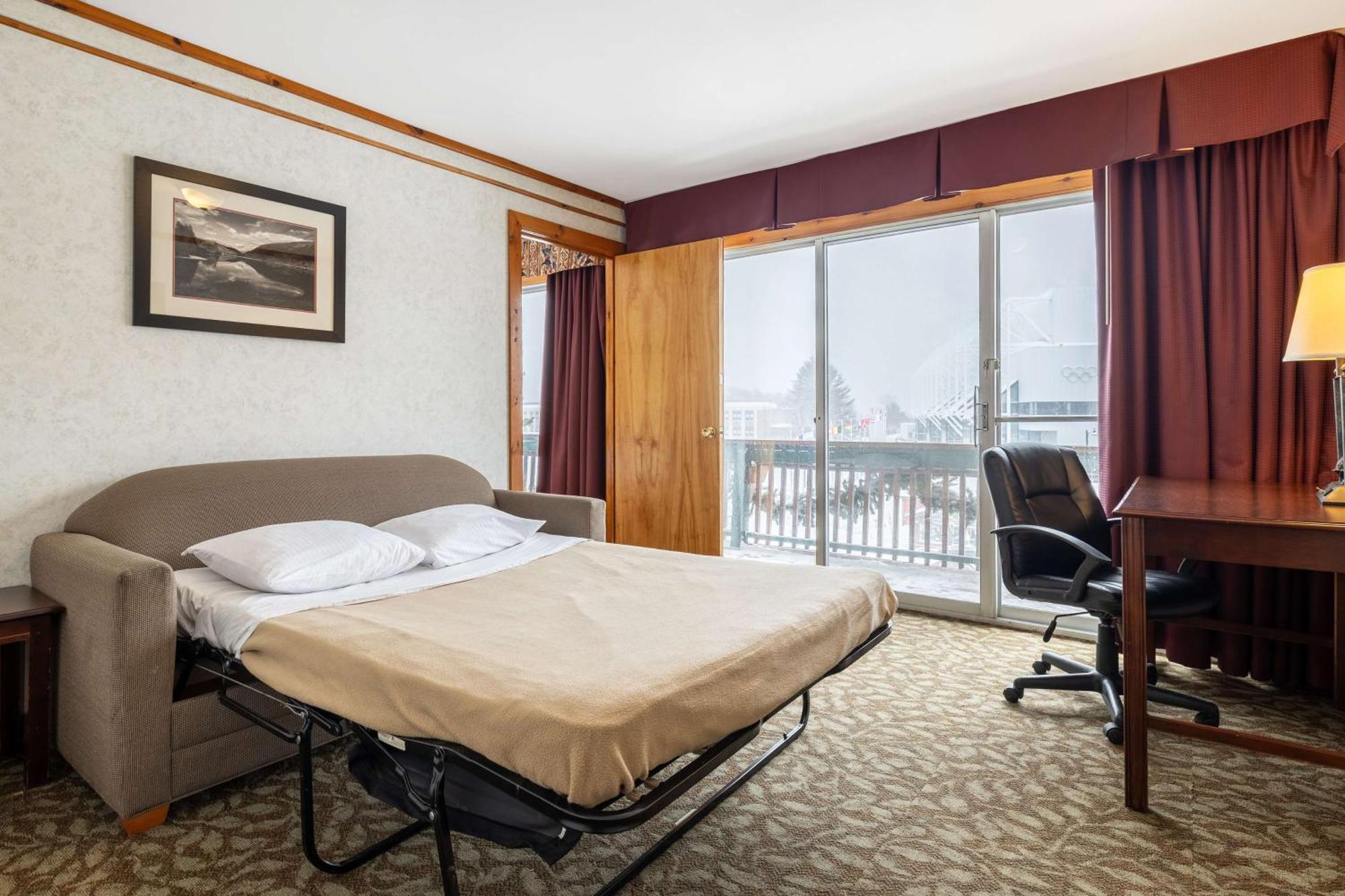 Best Western Adirondack Inn Лейк Плесид Екстериор снимка